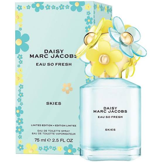 DAISY (SKIES) BY MARC JACOBS